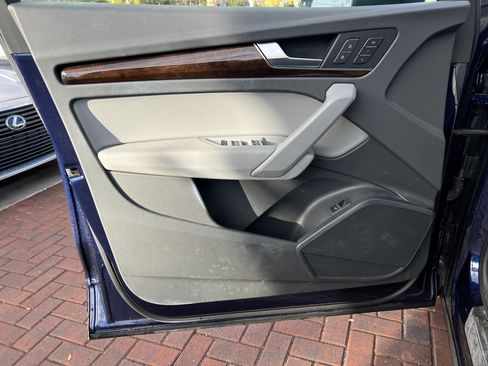 Used 2020 Audi Q5 2.0T Premium image 14