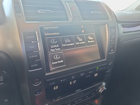 Used 2016 Lexus GX 460 w/ Premium Package AWD/4WD image 21