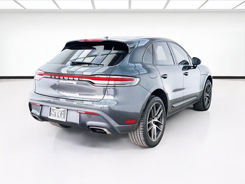 Used 2022 Porsche Macan AWD/4WD image 4