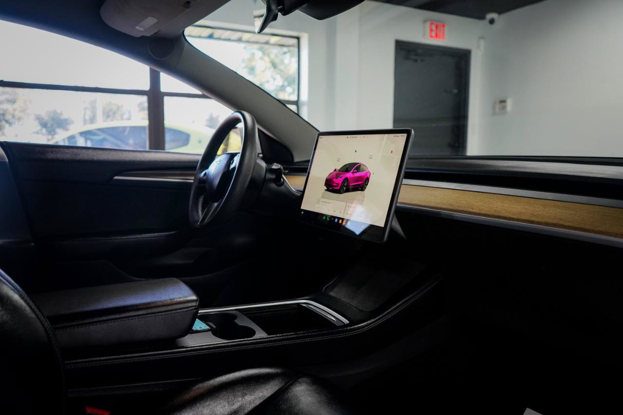 Used 2022 Tesla Model 3 Long Range AWD/4WD image 14