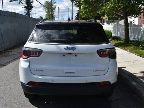Used 2025 Jeep Compass Limited AWD/4WD image 6