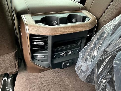 New 2026 RAM 2500 Limited image 33