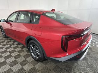 Used 2025 Kia K4 FWD video 4