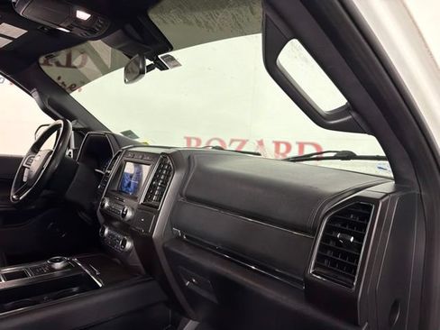 Used 2021 Ford Expedition Max Limited RWD image 17