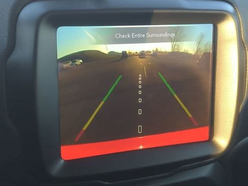 Used 2021 Jeep Renegade Limited w/ Sun & Sound Group image 19