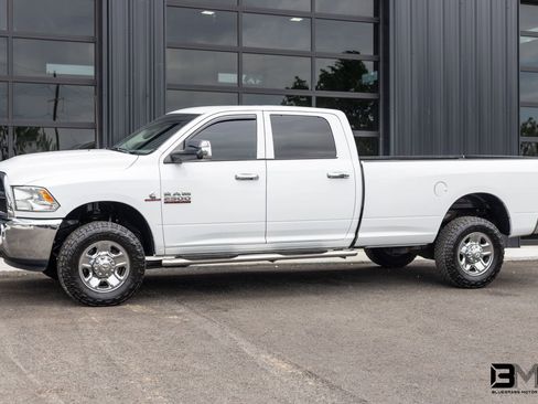 Used 2016 RAM 2500 Tradesman w/ Chrome Appearance Group AWD/4WD image 3