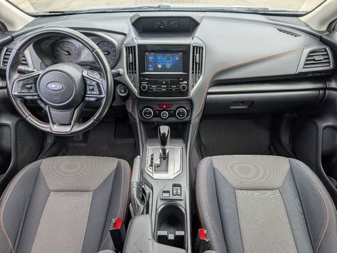 Used 2020 Subaru Crosstrek 2.0i Premium w/ Moonroof Package 2 AWD/4WD image 4