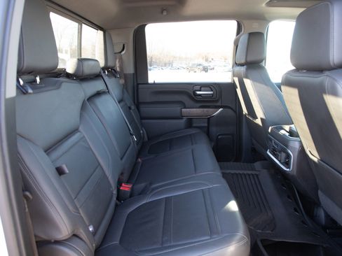 Used 2020 GMC Sierra 3500 Denali w/ Denali Ultimate Package image 12