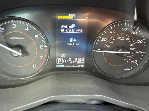 Used 2021 Subaru Crosstrek 2.0i Premium w/ Popular Package #2 AWD/4WD image 29