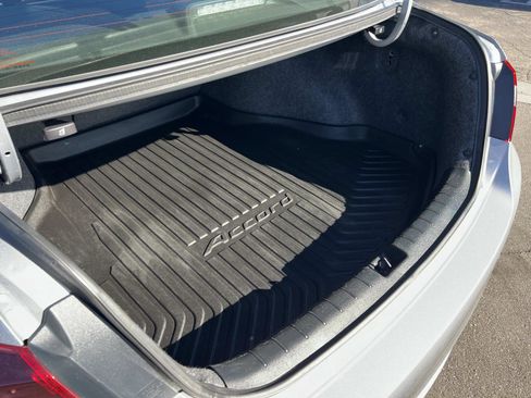 Certified 2017 Honda Accord Touring image 26