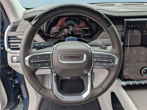 New 2026 GMC Acadia Denali w/ Super Cruise Package image 21