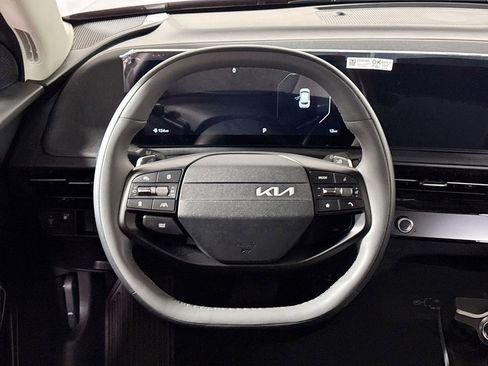 New 2025 Kia EV6 Light w/ Light LR Technology Package image 13