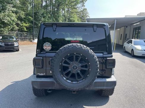 Used 2018 Jeep Wrangler Sport AWD/4WD image 5