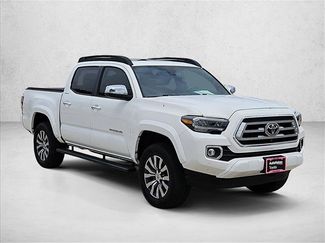 Used 2020 Toyota Tacoma Limited AWD/4WD video 3