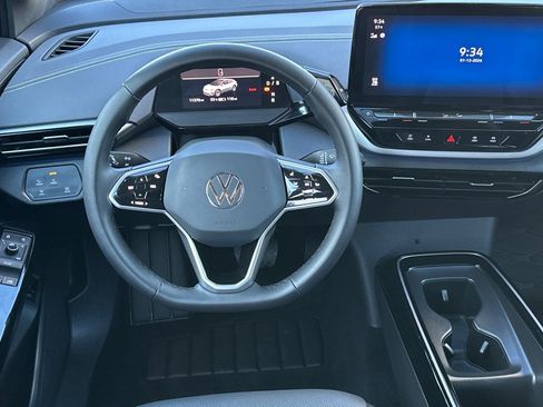 Used 2023 Volkswagen ID.4 S image 14