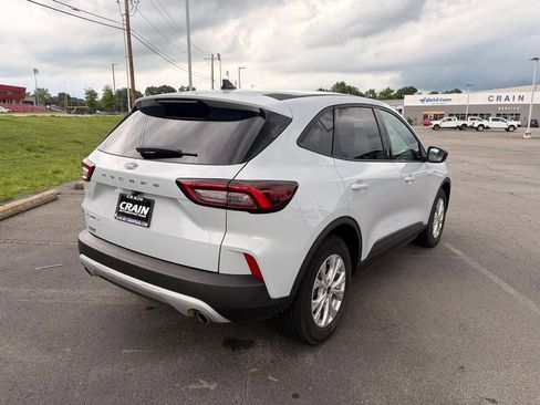 Used 2025 Ford Escape Active w/ Cold Weather Package FWD image 7