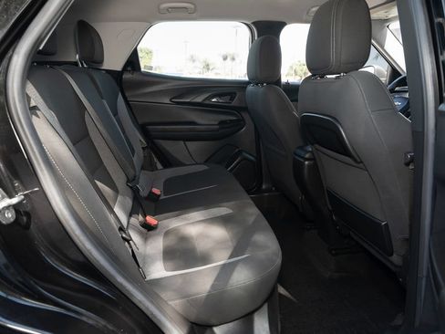 Used 2021 Chevrolet TrailBlazer LS FWD image 35