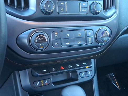 Certified 2022 GMC Canyon AT4 w/ Trailering Package image 23