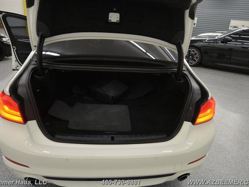 Used 2020 BMW 530e image 41