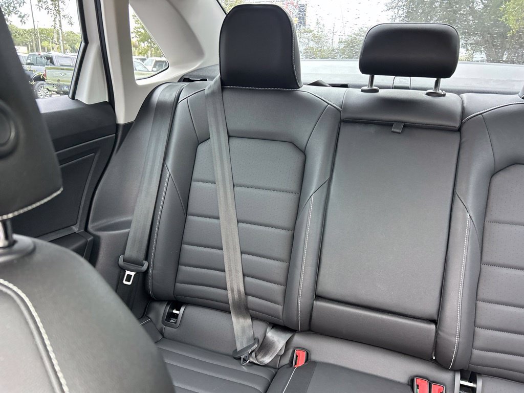 Certified 2024 Volkswagen Jetta SE FWD image 12