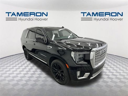 Used 2021 GMC Yukon Denali w/ Denali Premium Package image 7