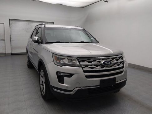 Used 2018 Ford Explorer Limited image 14