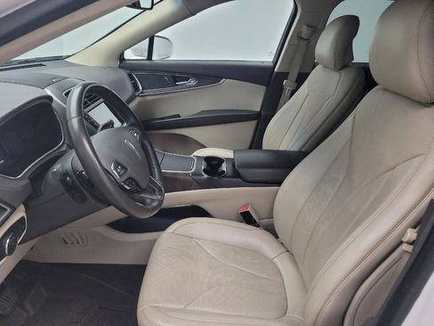 Used 2016 Lincoln MKX Reserve w/ Climate Package image 17