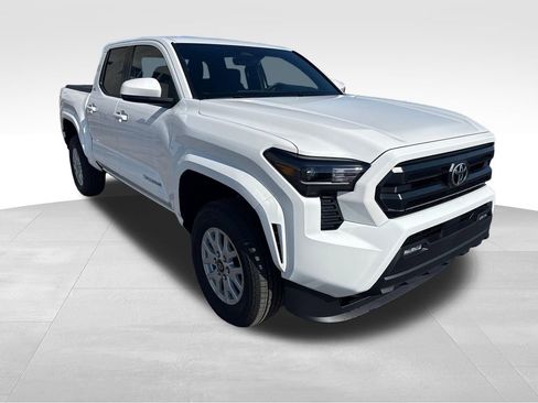 New 2026 Toyota Tacoma SR5 AWD/4WD image 10