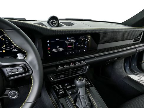 New 2026 Porsche 911 GT3 image 13