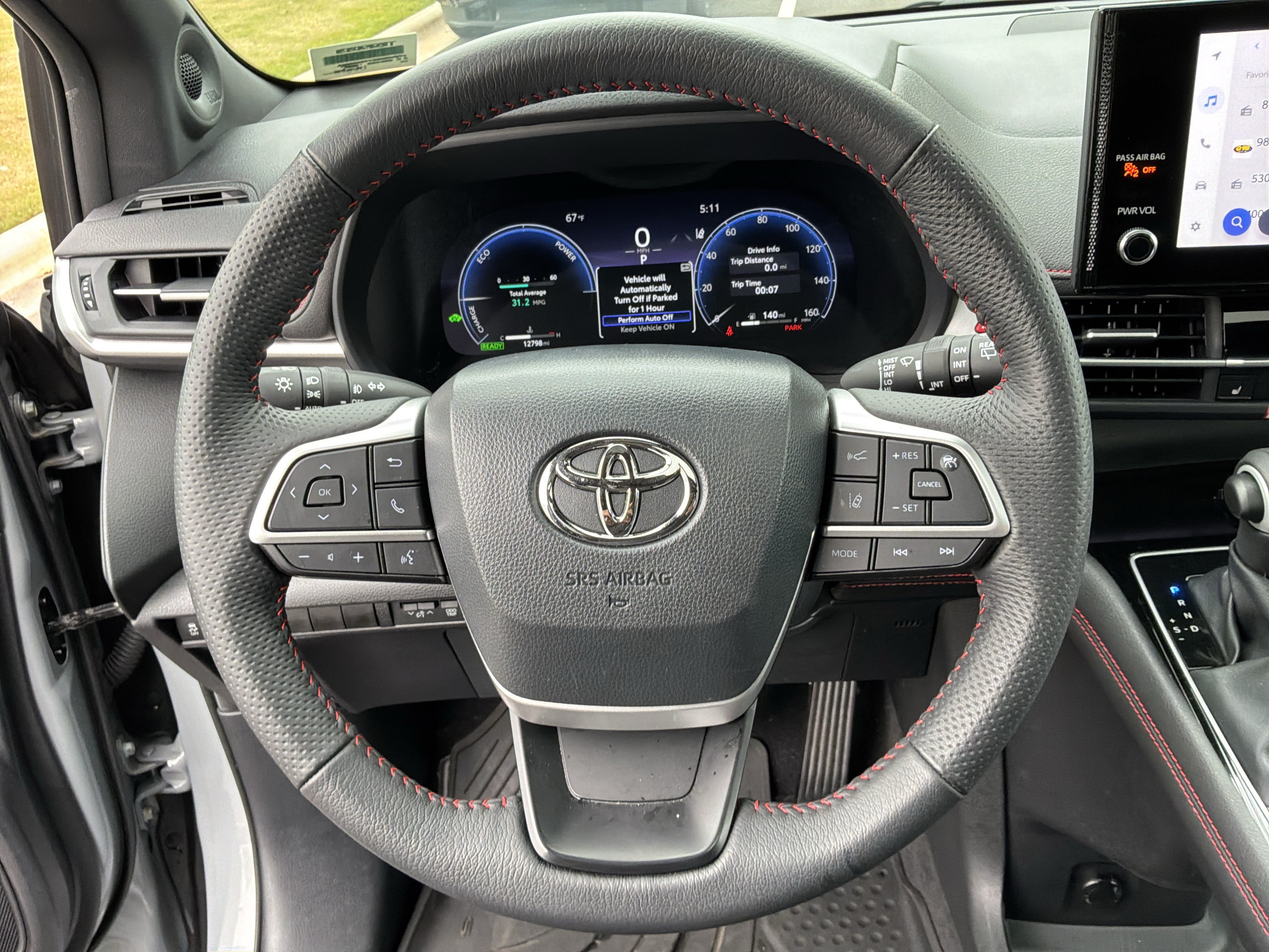 Used 2026 Toyota Sienna XSE FWD image 18