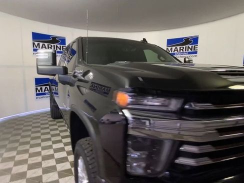 Used 2021 Chevrolet Silverado 2500 High Country AWD/4WD image 4