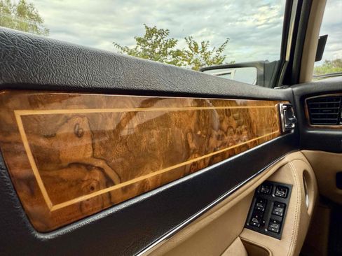 Used 1988 Jaguar XJ6 image 58