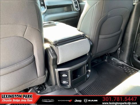 Used 2023 RAM 1500 Big Horn AWD/4WD image 11