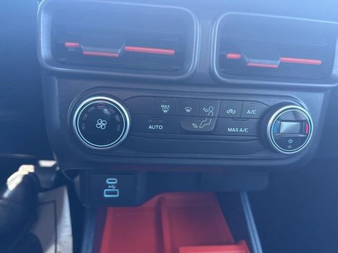 Used 2022 Ford Maverick XLT w/ Equipment Group 300A Standard image 19