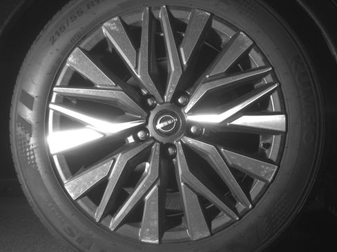 Used 2025 Nissan Altima 2.5 SV image 15