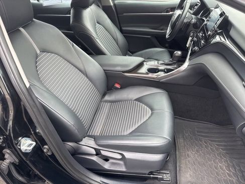 Used 2024 Toyota Camry SE image 27
