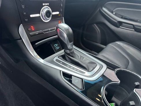 Used 2017 Ford Edge Titanium w/ Technology Package image 24