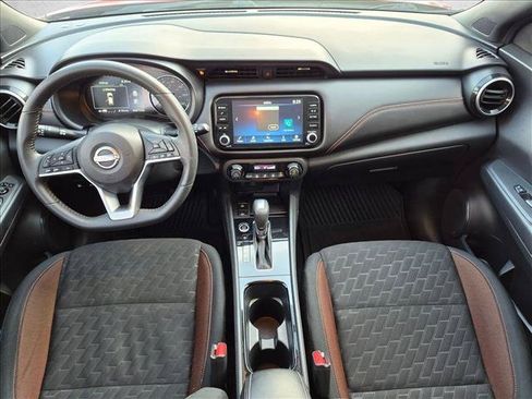 Used 2023 Nissan Kicks SR FWD image 16