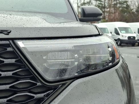 Used 2020 Ford Explorer ST w/ Premium Technology Package image 30