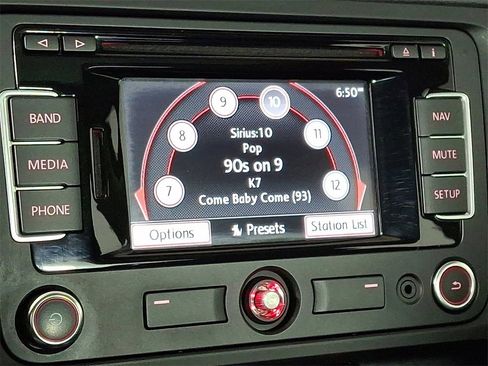 Used 2014 Volkswagen Jetta TDI image 3