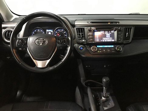 Used 2018 Toyota RAV4 XLE FWD image 21