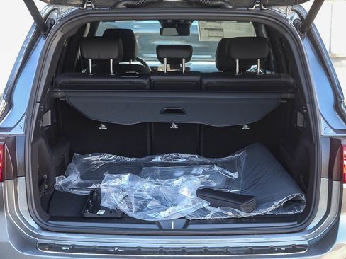 New 2026 Mercedes-Benz GLB 250 4MATIC image 24
