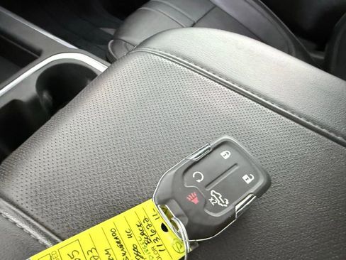 Used 2023 Chevrolet Silverado 2500 High Country image 27