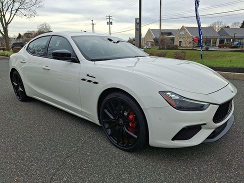 Used 2024 Maserati Ghibli Modena Ultima Q4 AWD/4WD image 24