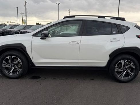 Used 2024 Subaru Crosstrek 2.0i Premium AWD/4WD image 6