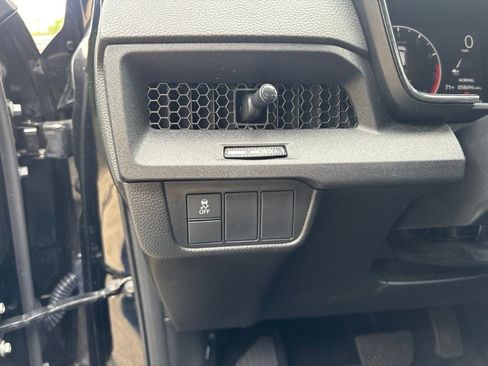 Used 2025 Honda CR-V LX image 11