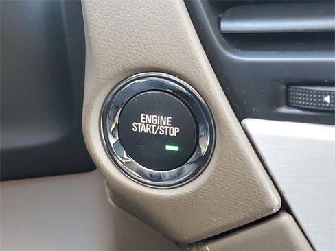 Certified 2019 GMC Yukon SLT w/ Open Road Package image 26