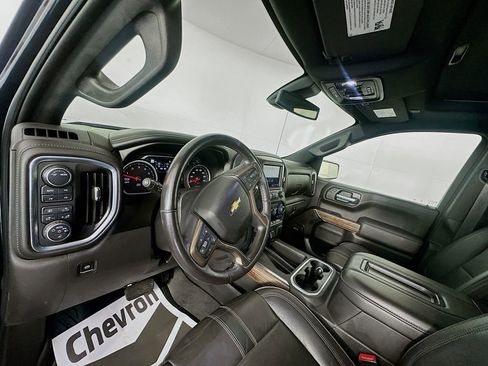 Used 2021 Chevrolet Silverado 1500 High Country image 9