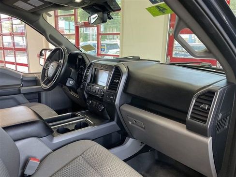 Used 2019 Ford F150 XLT w/ Equipment Group 302A Luxury AWD/4WD image 23