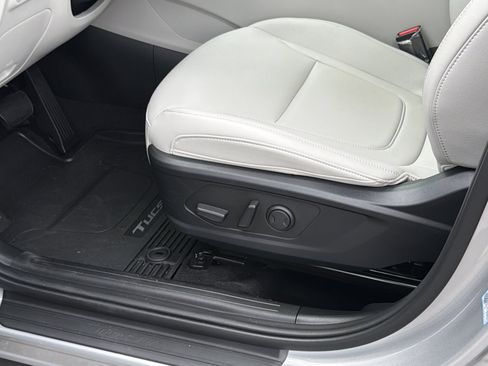 Used 2025 Hyundai Tucson SEL FWD image 15